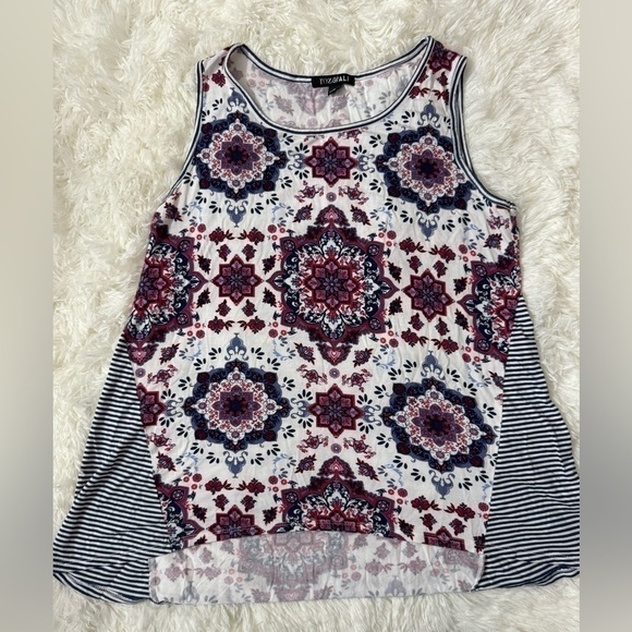 Roz & Ali Tops - Roz & Ali Floral Mandala Print Boho Flowy Sleeveless Tank Size Medium M
